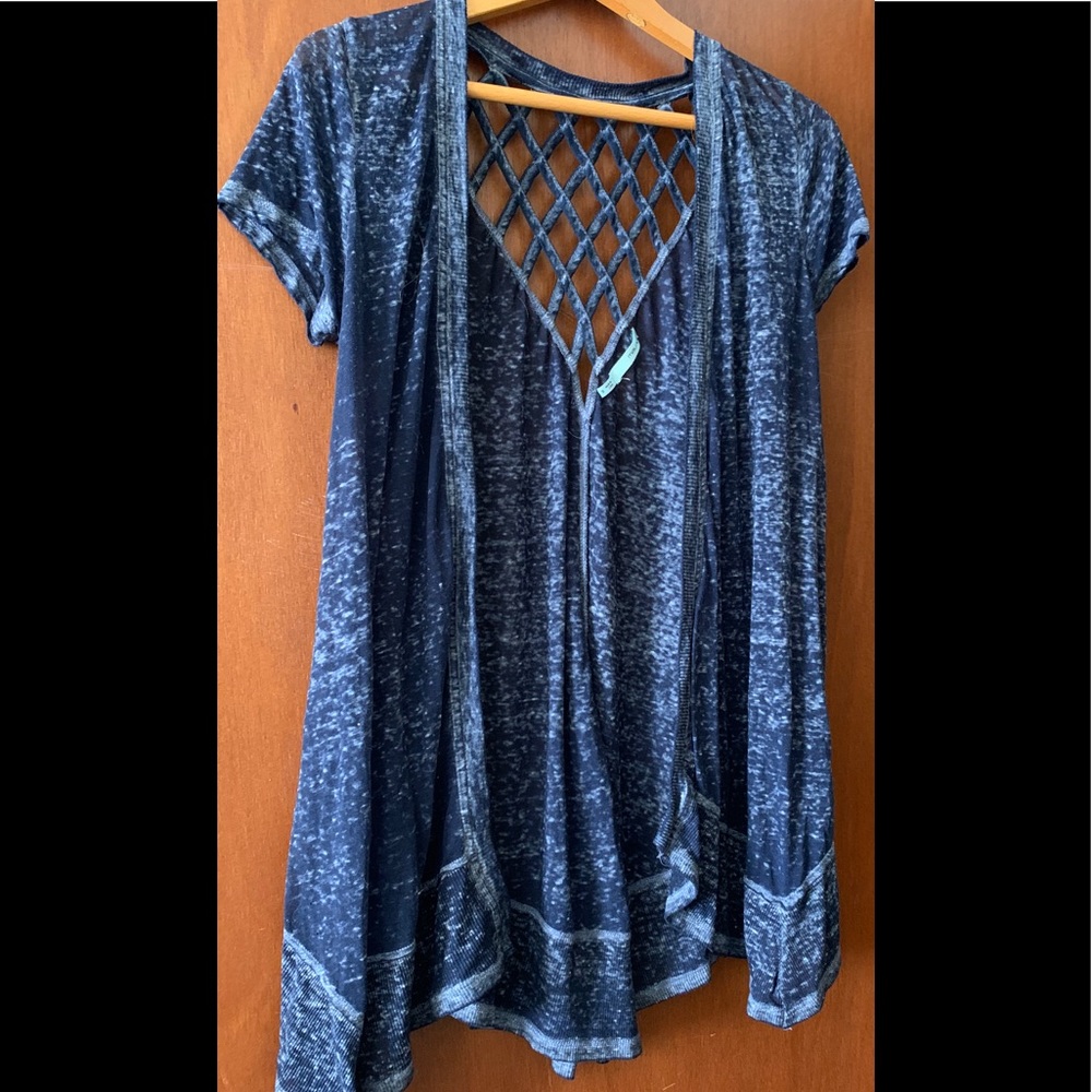 Maurice’s lightweight cardigan